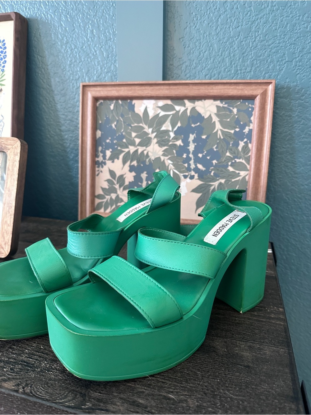 Steve Madden Emerald Green Platform Sandals